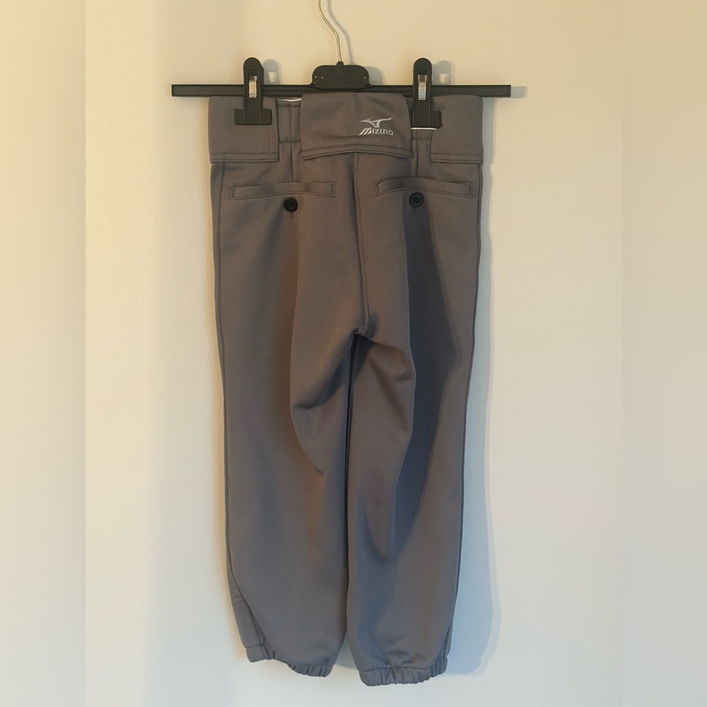 Mizuno Girls Belted Softball Pants Grey Youth Size Small Style # 350462 - Picture 3 of 6